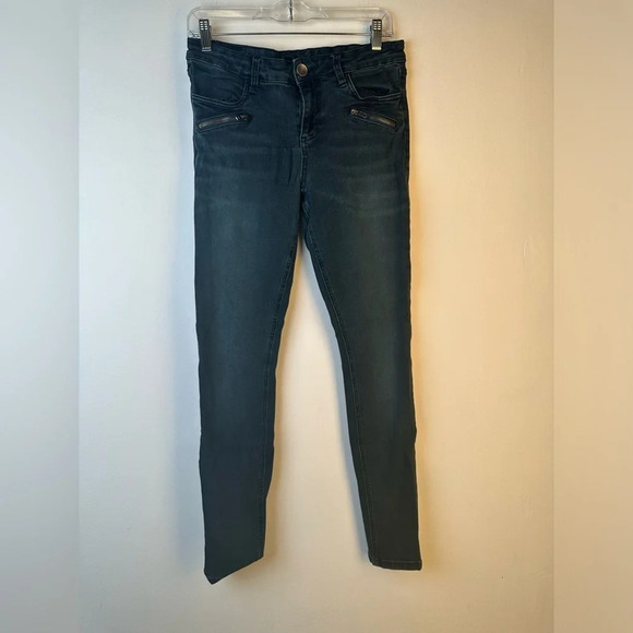 Kut from the Kloth Skinny Rocker Jeans - Picture 1 of 6